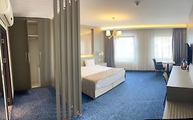 Acar Suite